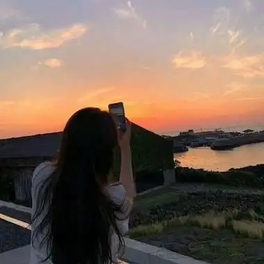 带有晚霞的女生头像 女生头像图片大全 -【爱个性】