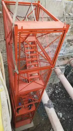 基坑护栏,防护网,围栏网,塔吊护栏,施工电梯安全门,爬架网-河北金东