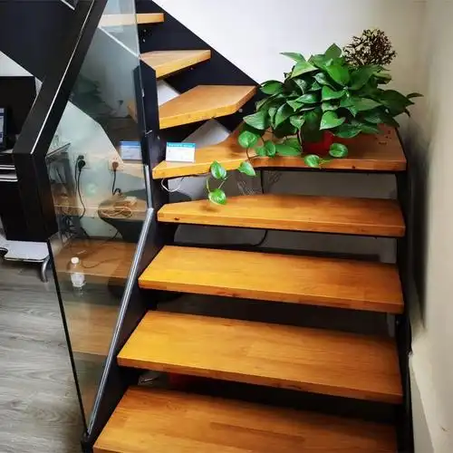 佳登楼梯河北楼梯厂家定制双梁楼梯