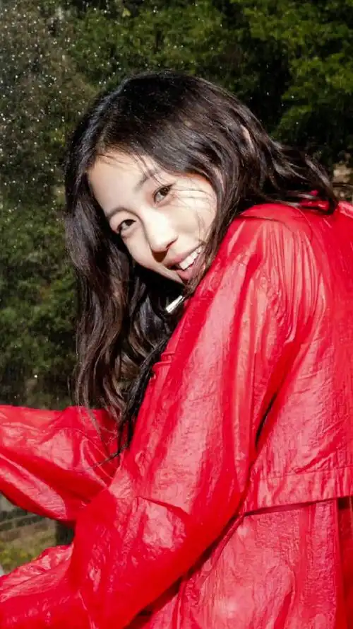 王菲 大女儿窦靖童 近照!