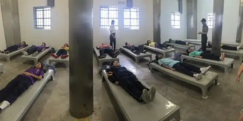 香港惩教署欲每周邀学生体验坐牢盼吓阻犯罪(图)