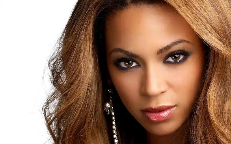 欧美乐坛性感天后碧昂丝beyonce热辣写真桌面壁纸(二)