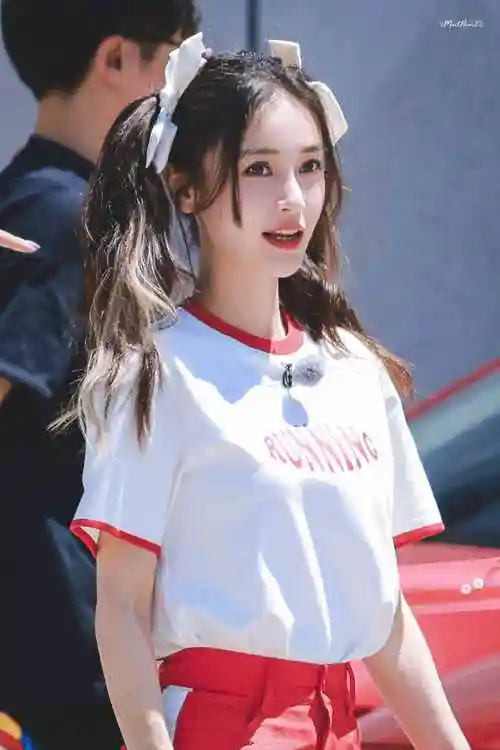 原创杨颖录制奔跑吧造型释出甜美可爱如少女没有一丝辣妈影子