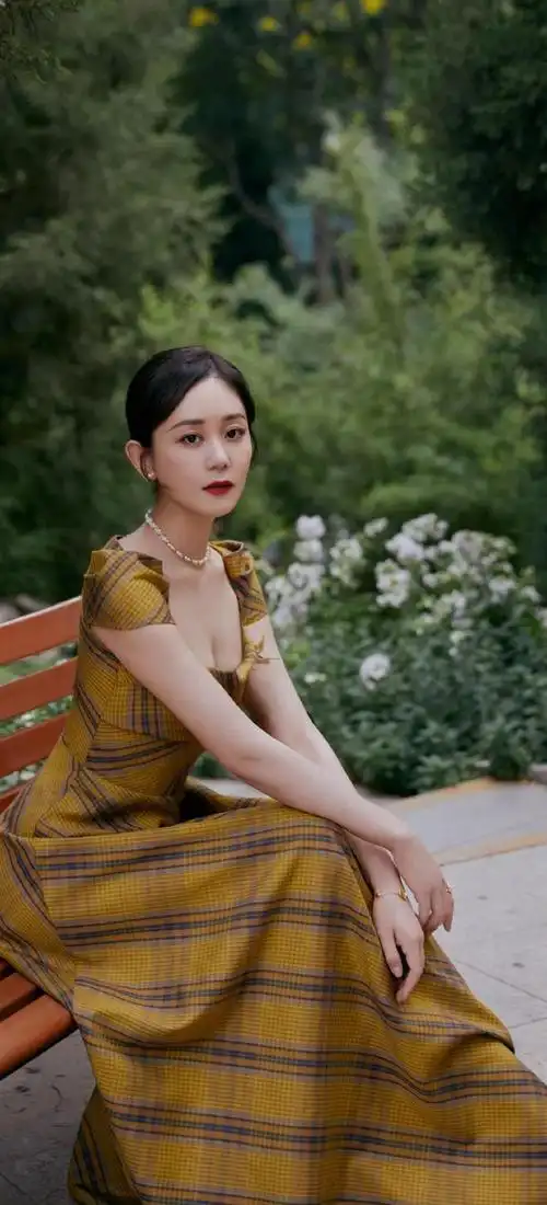 新还珠格格里的紫薇海陆高清写真曝光性感妩媚丰姿绰约