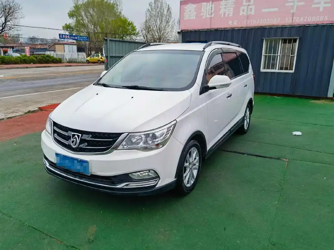 17年宝骏730.新到七座小商务,纯纯的一手车,车况原版,内 - 抖音