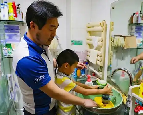 大兴科技达人黑蛋爸爸和孩子一起玩转科学