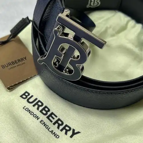 小姐姐每日推荐burberrytb牛皮皮带