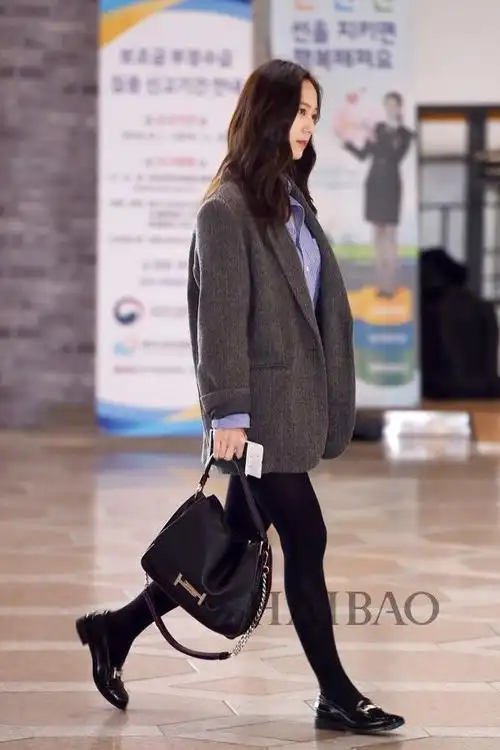 郑秀晶2016年11月8日韩国金浦机场街拍:身着isabel marant etoile格纹