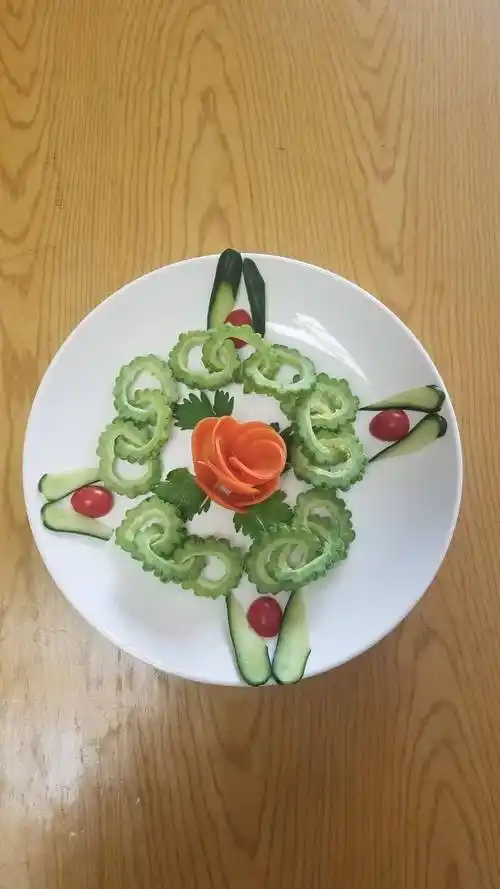 凉菜类 还又盘饰 可以装菜