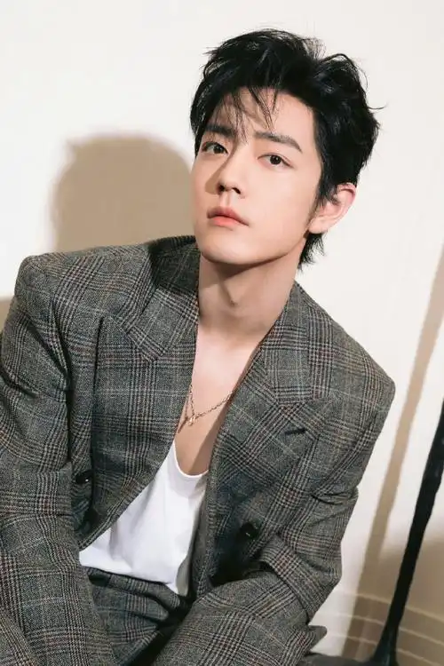 肖战狼尾发型好绝