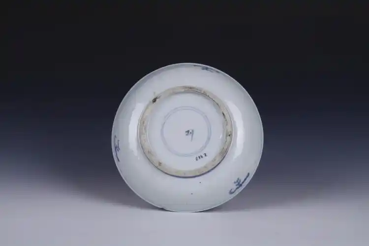 德化县陶瓷博博物馆清德化窑青花晨兴半炷名香人物纹盘