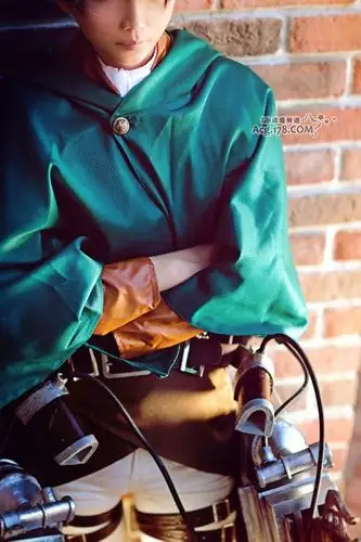 国内知名coser紫堂宿演绎「进击的巨人」利威尔兵长