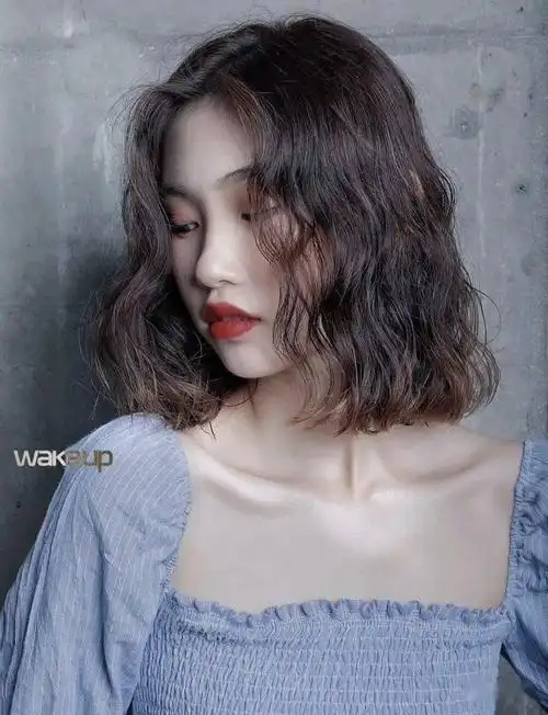 2021高人气烫短发最好看