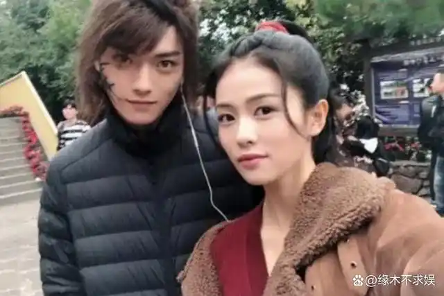 于正否认许凯白鹿在一起过,网友扒两人互动画面,分手原因疑曝光