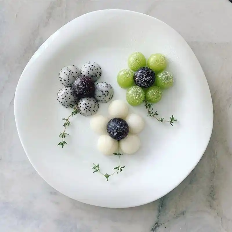 水果拼盘 | 水果摆盘 | 葡萄 | 梨 | 火龙果 8215 水果拼盘: 小花