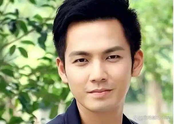 钟汉良的隐婚妻子谢易烨,知名设计师,不老男神背后的贤内助