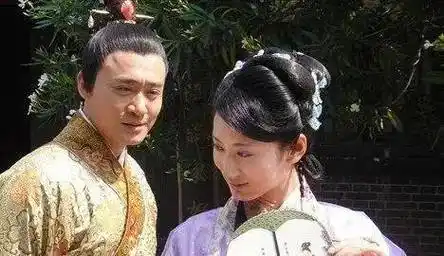 修庆:娶初恋为妻子,婚后生一子,结婚多年无绯闻_哥哥_郭静_父亲