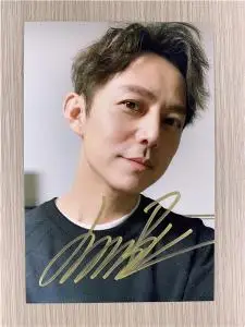 『冲冠』大陆明星快乐大本营何炅亲笔签名照片热门经典11款定妆照