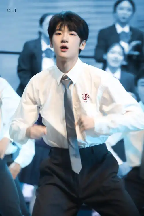 学长7715@tf家族-张峻豪#张峻豪校庆演出