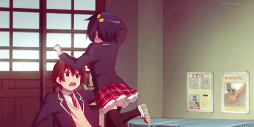 扑倒宿舍独眼女gif动图_动态图_表情包下载_soogif