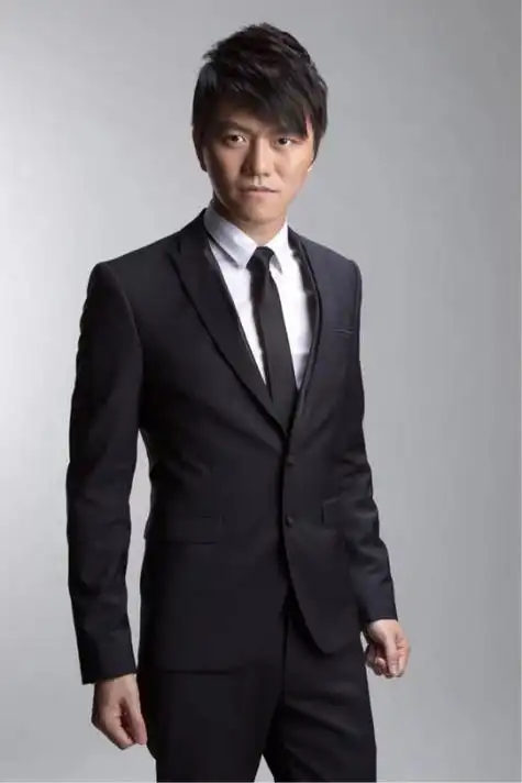 歌手合作艺人:欧豪/陈晓东/海来阿木/东山少爷/张晋/钟镇涛等代表作品