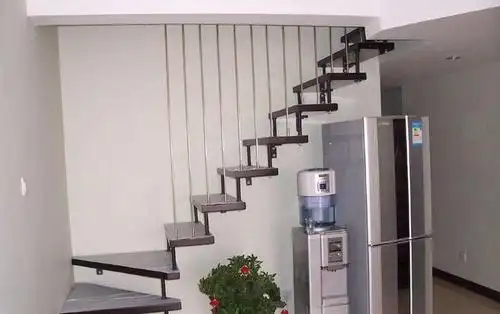 阁楼楼梯设计图片 让空间看着更有趣