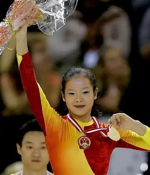 双重遗憾2008年,程菲再一次在家门口的北京奥运会上,展现自己最优美的