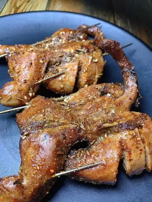 烤鹌鹑