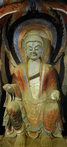 【敦煌石窟】北周-290窟【1】中心柱四面龛彩塑,绕窟一周伎乐飞天等