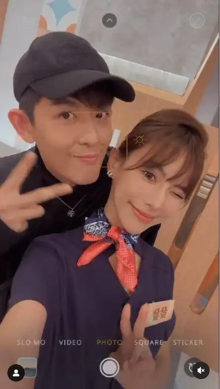 敖犬交往空姐女友半年就求婚 认「没想过是这进展」狂赞:她很好