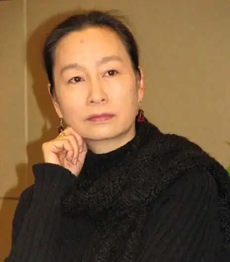 周野芒现任妻子王之夏个人资料,王之夏和周野芒有娃吗