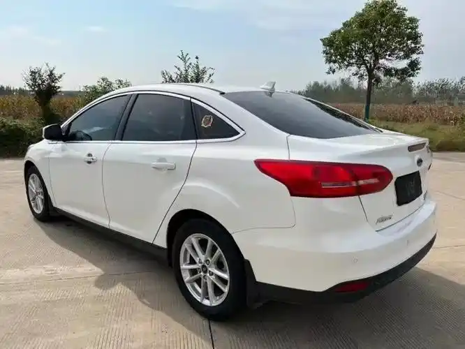 17年福特福克斯轿车已售