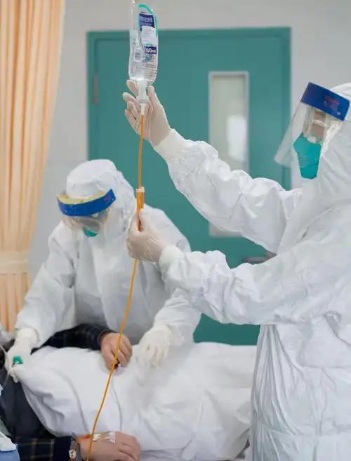 江苏摄影人战疫在行动最美医务工作者