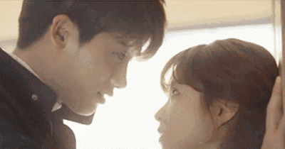 想要男神壁咚摸头杀请先解决你的颜值bugs