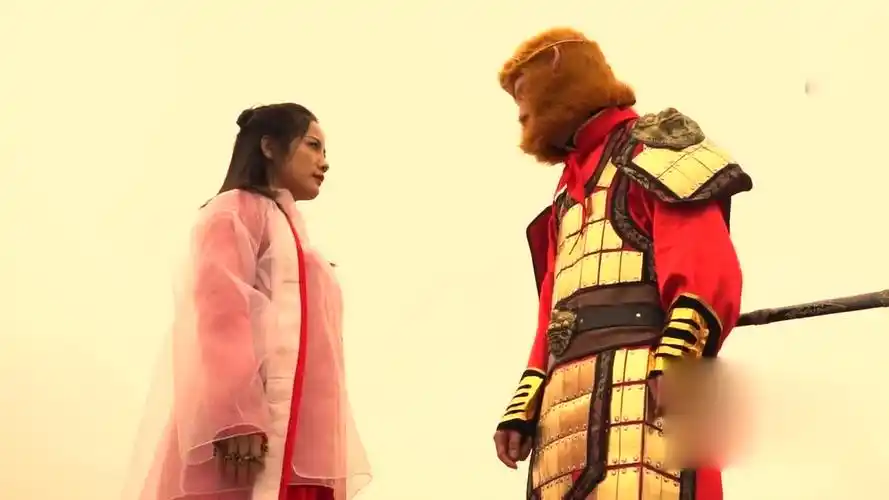 牛魔王打败孙悟空赢得紫霞仙子,却没有想到被两个凡人给坏了好事