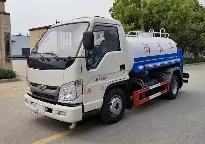蓝牌小型3吨洒水车c照可驾驶走街串巷不受限