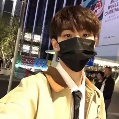 男生帅气冷酷霸气头像坚强是从放弃开始