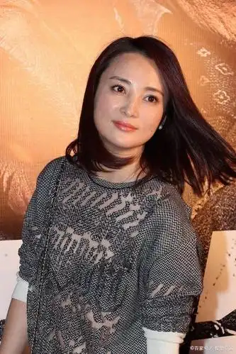 轻柔似水,灵气逼人——蒋勤勤