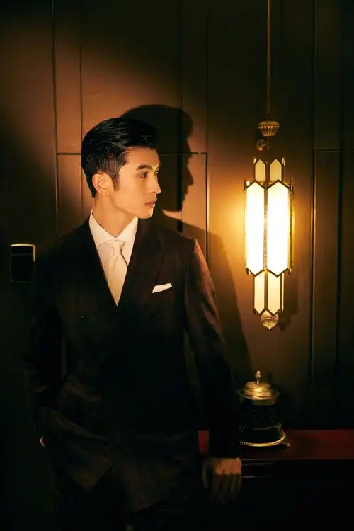 2021carusogentlemansnight张云龙出席caruso亚洲首店开幕活动