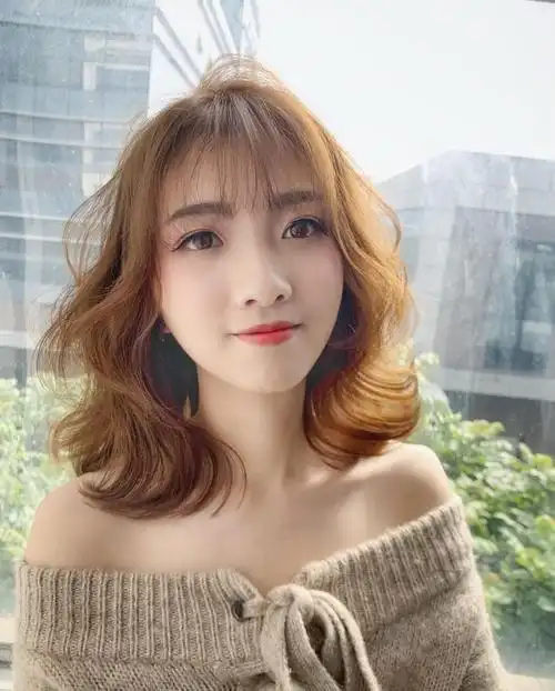 锁骨发发型19款一看就很喜欢瘦脸时尚不夸张