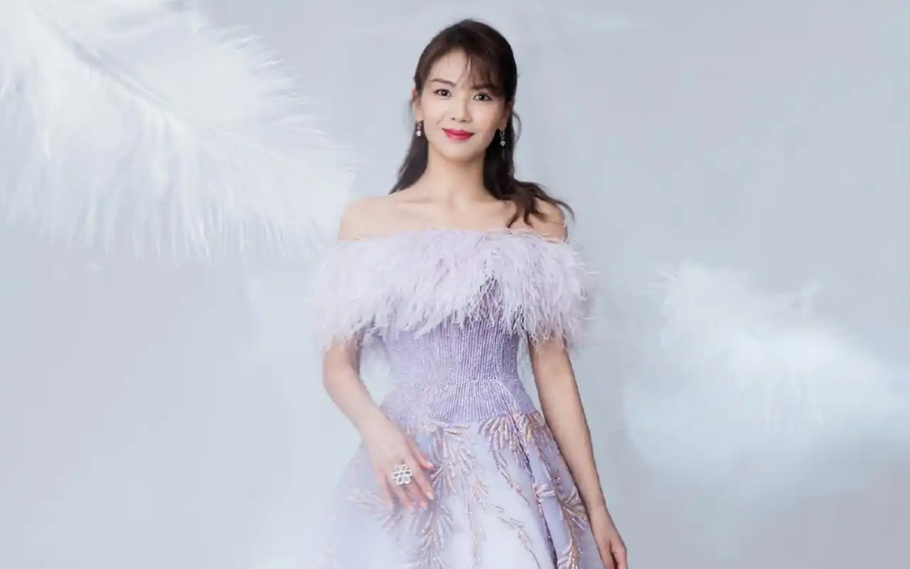 刘涛唯美仙气写真桌面壁纸