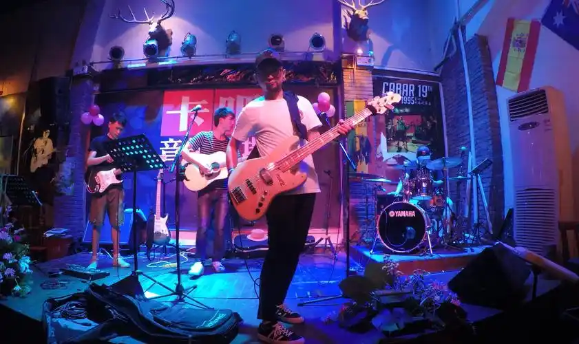 天台集合乐队演出现场 the wind风