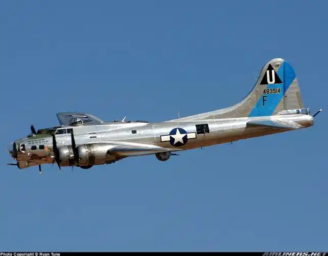 b-17轰炸机词条图册_百度百科