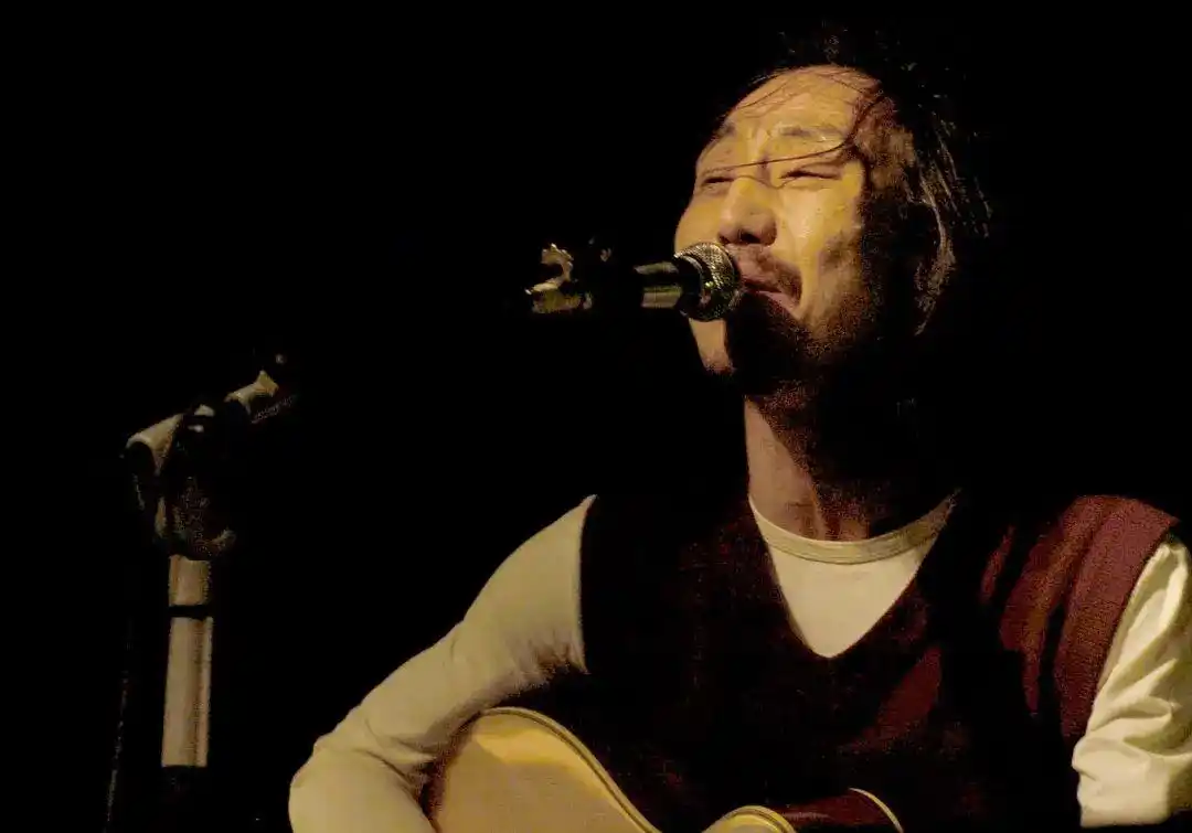 赵已然:被遗忘的民谣歌手和他失落的三十年