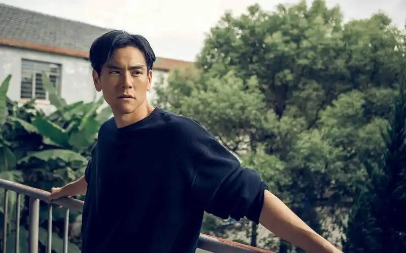 电影乘风破浪剧照图片桌面壁纸