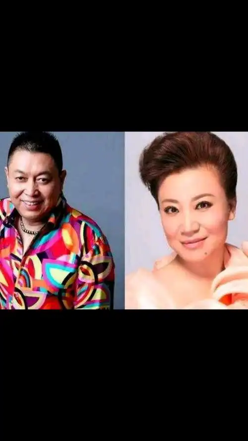 61岁王为念三婚妻子疑透露?女人动作肆无忌惮,三个字呈现了关系