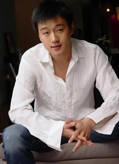 回顾佟大为父亲成植物人教会我责任与担当从小做家庭脊梁