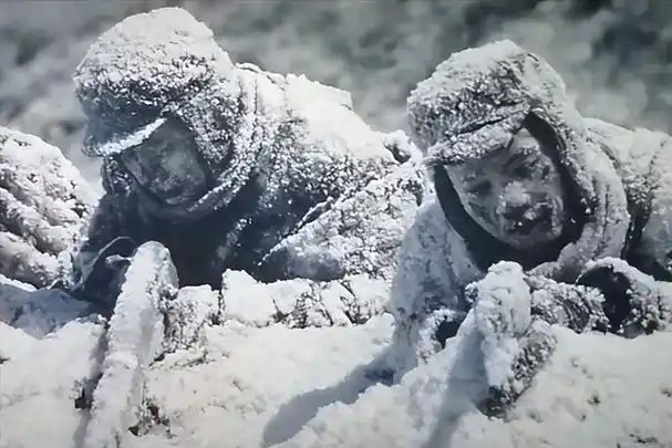 志愿军血战长津湖,"冰雕连"震撼世界,美上校:活着离开是侥幸_网易订阅