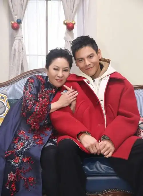 向佐个人资料简介信息(毫无主见向佐:恋上已婚女遭向太拆散)-第1张