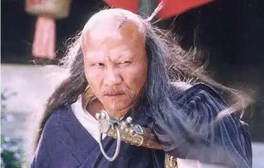 我感觉自己像个怪物,如同《天龙八部》里的段延庆,又秃又烂丨《天龙